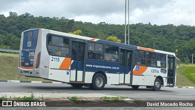 Viação Raposo Tavares Cotia 2115 na cidade de Cotia, São Paulo, Brasil, por David Macedo Rocha. Número da foto: #10682605.