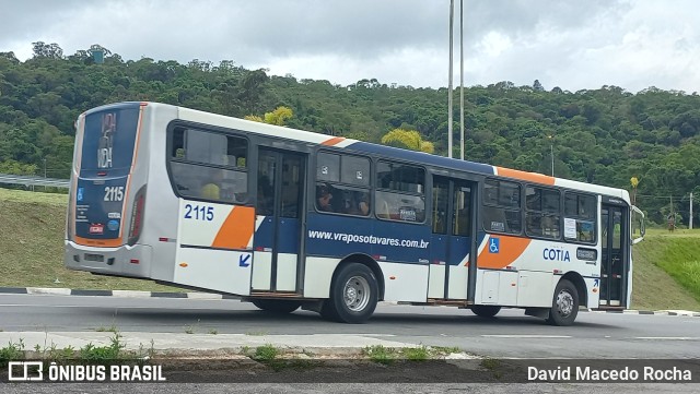 Viação Raposo Tavares Cotia 2115 na cidade de Cotia, São Paulo, Brasil, por David Macedo Rocha. ID da foto: 10682605.