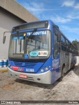 Viação Transdutra 32.585 na cidade de Guarulhos, São Paulo, Brasil, por Eliel Santos. Número da foto: #:id.