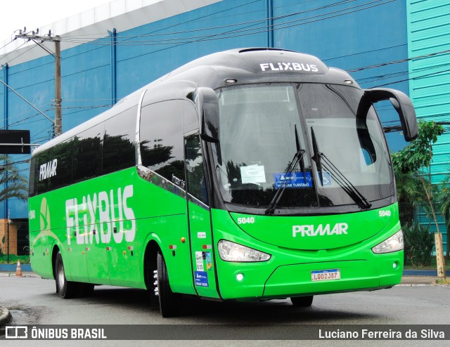 FlixBus Transporte e Tecnologia do Brasil 5040 na cidade de São Paulo, São Paulo, Brasil, por Luciano Ferreira da Silva. Número da foto: #10686827.