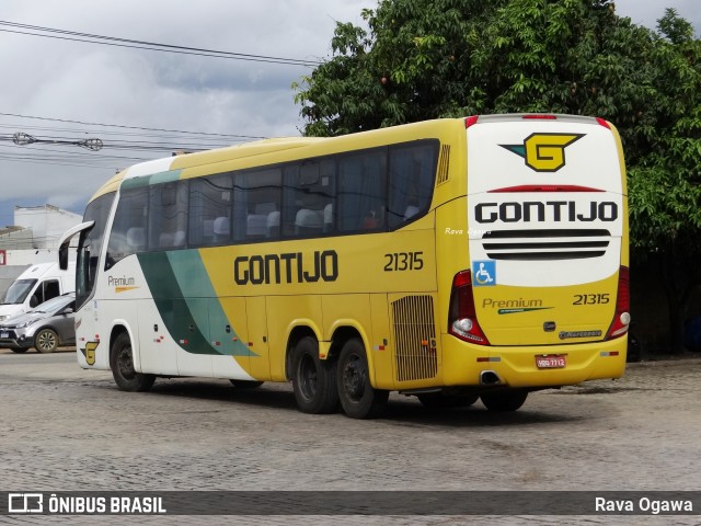 Empresa Gontijo de Transportes 21315 na cidade de Vitória da Conquista, Bahia, Brasil, por Rava Ogawa. ID da foto: 10686334.