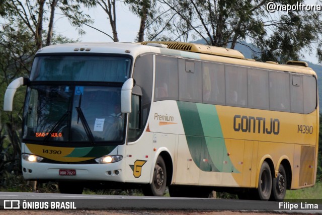 Empresa Gontijo de Transportes 14390 na cidade de Manoel Vitorino, Bahia, Brasil, por Filipe Lima. Número da foto: #10687167.