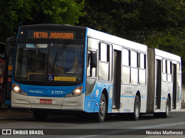 Viação Grajaú S.A. 6 1173 na cidade de São Paulo, São Paulo, Brasil, por Nicolas Matheusz. ID da foto: 10687041.