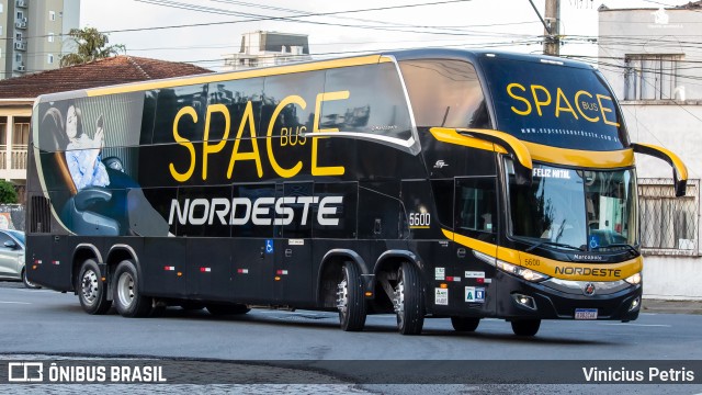 Expresso Nordeste 5600 na cidade de Joinville, Santa Catarina, Brasil, por Vinicius Petris. Número da foto: #10690976.