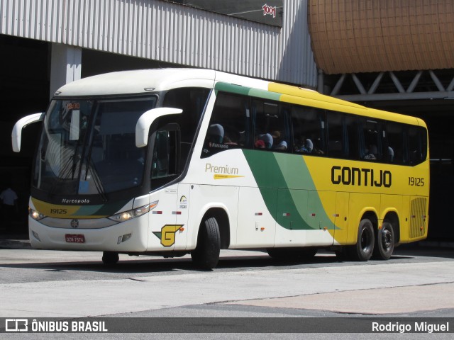 Empresa Gontijo de Transportes 19125 na cidade de Rio de Janeiro, Rio de Janeiro, Brasil, por Rodrigo Miguel. ID da foto: 10690050.