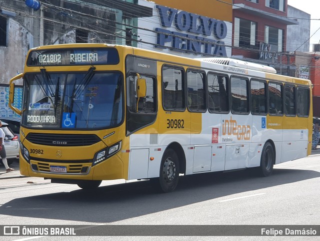 Plataforma Transportes 30982 na cidade de Salvador, Bahia, Brasil, por Felipe Damásio. ID da foto: 10690176.