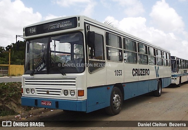 Viação Cruzeiro 1053 na cidade de Ipojuca, Pernambuco, Brasil, por Daniel Cleiton  Bezerra. Número da foto: #10688520.