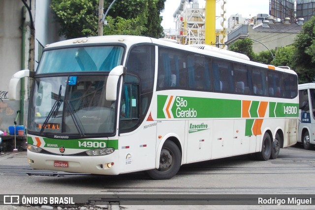 Cia. São Geraldo de Viação 14900 na cidade de Rio de Janeiro, Rio de Janeiro, Brasil, por Rodrigo Miguel. ID da foto: 10690037.