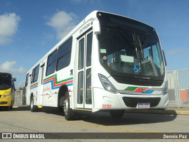 Auto Ônibus Santa Maria Transporte e Turismo 02101 na cidade de Natal, Rio Grande do Norte, Brasil, por Dennis Paz. ID da foto: 10688585.