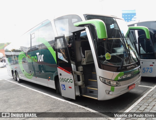 Clima Tur 4000 na cidade de Aparecida, São Paulo, Brasil, por Vicente de Paulo Alves. Número da foto: #10693504.