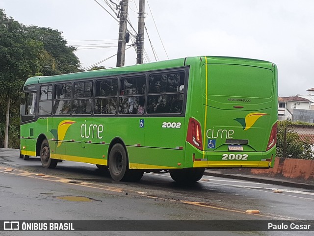 Transportes Cisne 2002 na cidade de Itabira, Minas Gerais, Brasil, por Paulo Cesar. Número da foto: #10691402.