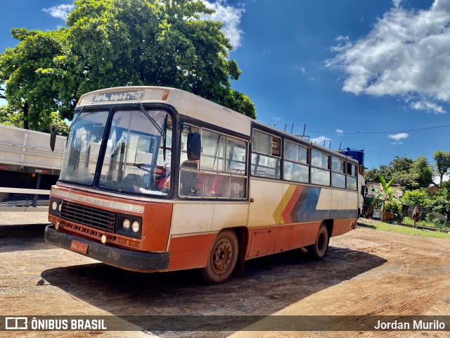 Ônibus Particulares 0000 na cidade de Severínia, São Paulo, Brasil, por Jordan Murilo. Número da foto: #10693491.