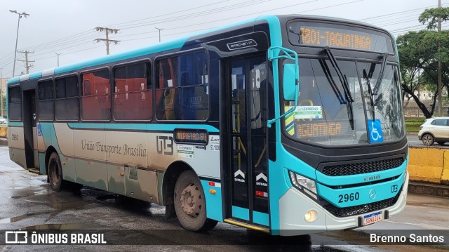 UTB - União Transporte Brasília 2960 na cidade de Taguatinga, Distrito Federal, Brasil, por Brenno Santos. Número da foto: #10694444.