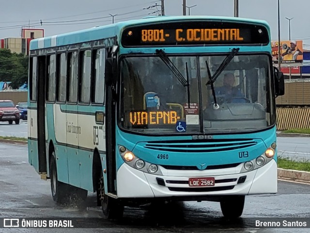 UTB - União Transporte Brasília 4960 na cidade de Taguatinga, Distrito Federal, Brasil, por Brenno Santos. Número da foto: #10694449.