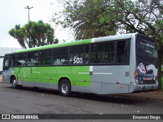 Viação Garcia 7589 na cidade de Arapongas, Paraná, Brasil, por Emanoel Diego.. ID da foto: 10691645.