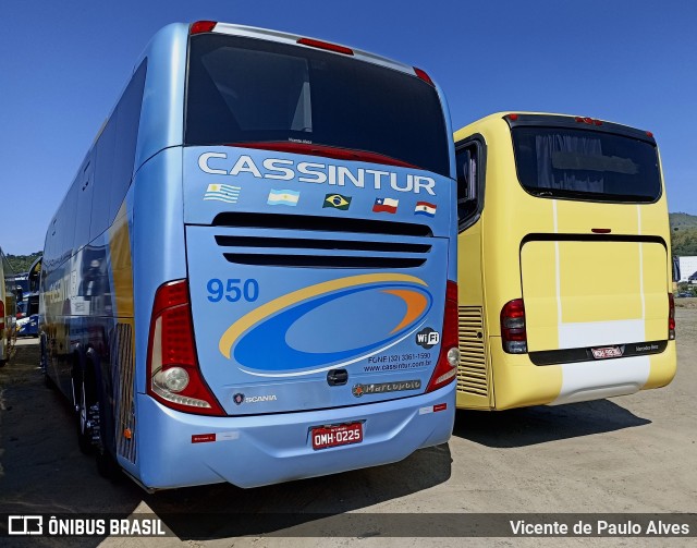 Cassintur 950 na cidade de Aparecida, São Paulo, Brasil, por Vicente de Paulo Alves. Número da foto: #10695648.
