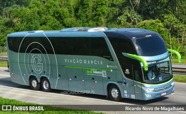 Viação Garcia 8494 na cidade de Santa Isabel, São Paulo, Brasil, por Ricardo Novo de Magalhaes. Número da foto: #10695948.