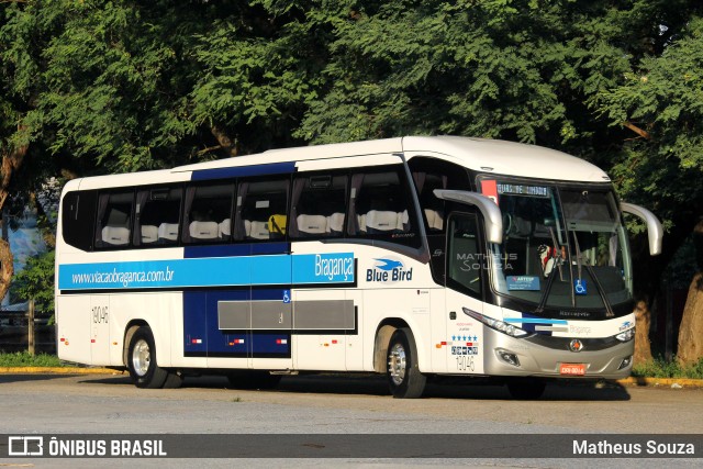 Auto Viação Bragança 19046 na cidade de São Paulo, São Paulo, Brasil, por Matheus Souza. Número da foto: #10697799.