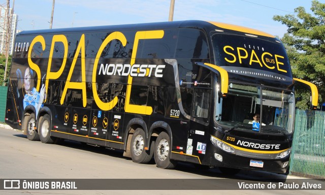 Expresso Nordeste 5720 na cidade de São Paulo, São Paulo, Brasil, por Vicente de Paulo Alves. Número da foto: #10697347.