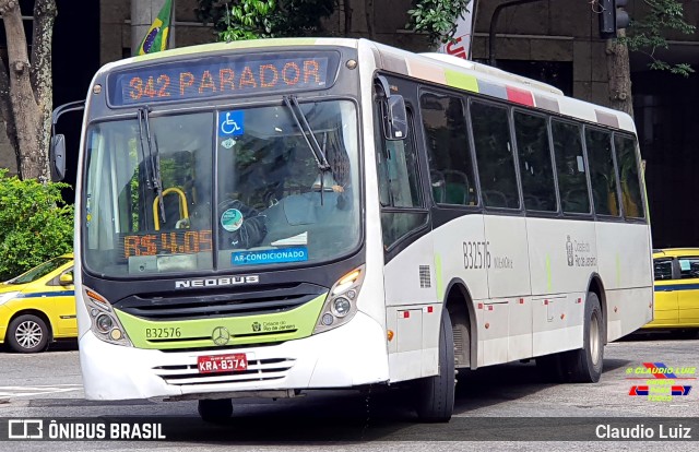 Viação Pavunense B32576 na cidade de Rio de Janeiro, Rio de Janeiro, Brasil, por Claudio Luiz. Número da foto: #10697154.