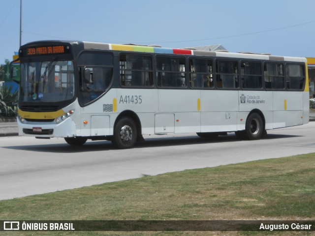 Real Auto Ônibus A41435 na cidade de Rio de Janeiro, Rio de Janeiro, Brasil, por Augusto César. Número da foto: #10699924.