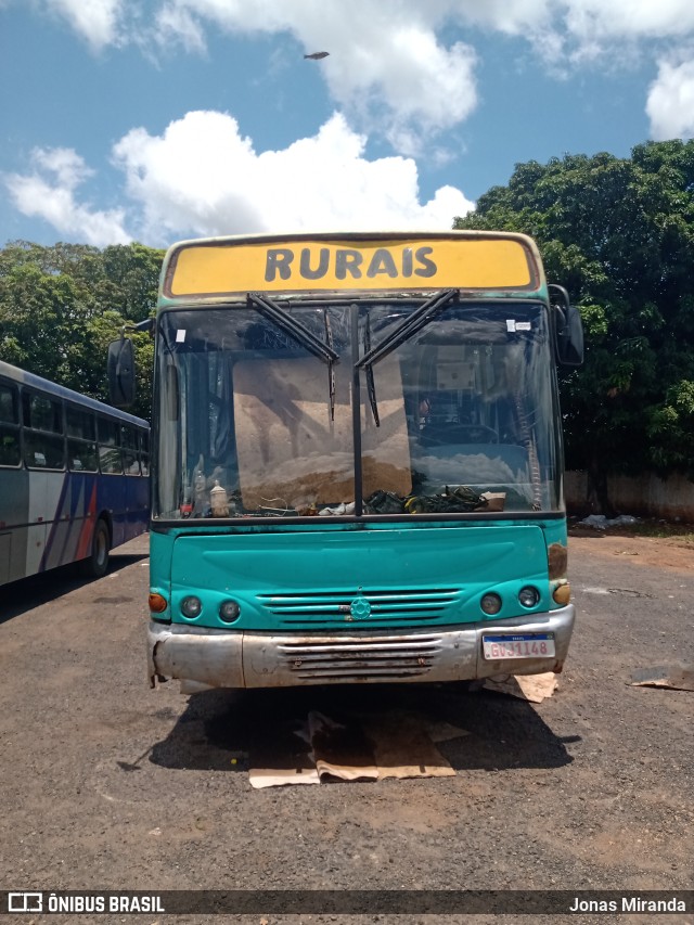 Ônibus Particulares  na cidade de Fronteira, Minas Gerais, Brasil, por Jonas Miranda. Número da foto: #10705308.