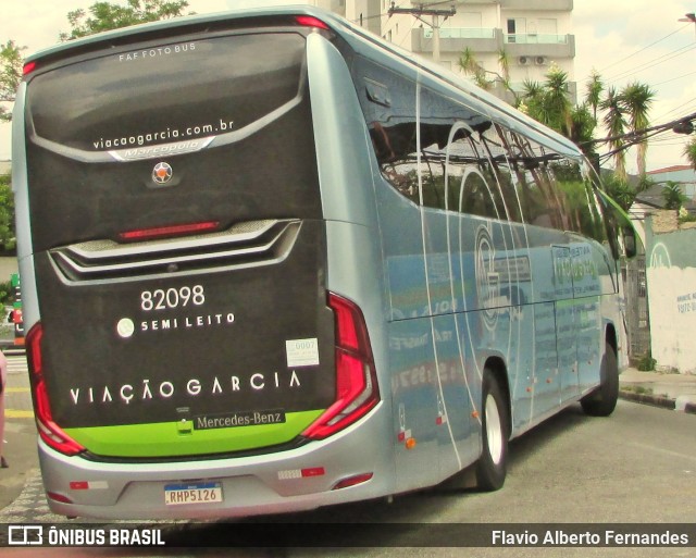 Viação Garcia 82098 na cidade de Sorocaba, São Paulo, Brasil, por Flavio Alberto Fernandes. Número da foto: #10705000.