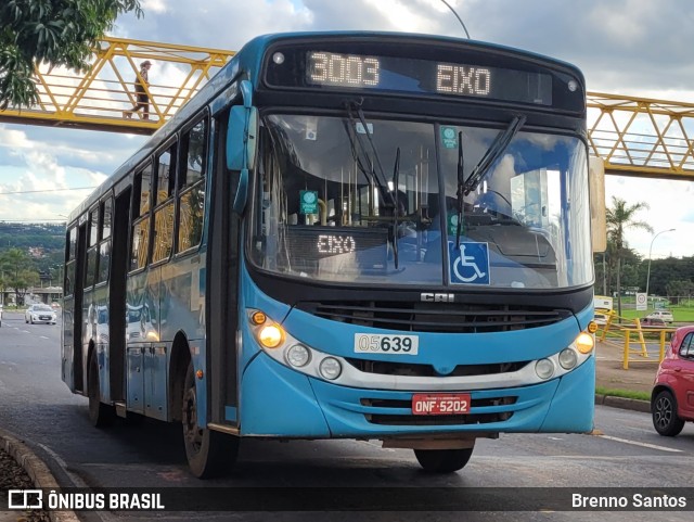 Taguatur - Taguatinga Transporte e Turismo 05639 na cidade de Candangolândia, Distrito Federal, Brasil, por Brenno Santos. Número da foto: #10704652.
