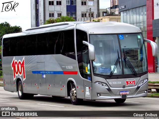 Auto Viação 1001 RJ 108.054 na cidade de Belo Horizonte, Minas Gerais, Brasil, por César Ônibus. ID da foto: 10705656.