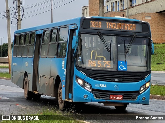 Taguatur - Taguatinga Transporte e Turismo 05684 na cidade de Taguatinga, Distrito Federal, Brasil, por Brenno Santos. Número da foto: #10704683.