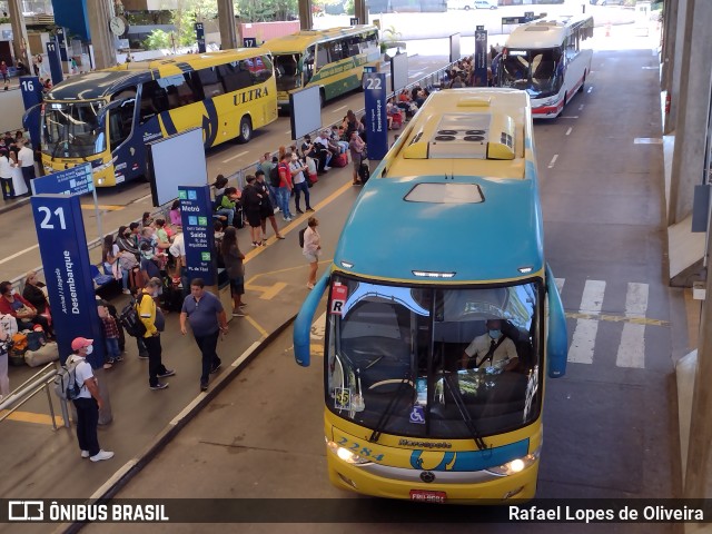 Viação Ultra 2284 na cidade de São Paulo, São Paulo, Brasil, por Rafael Lopes de Oliveira. ID da foto: 10709074.