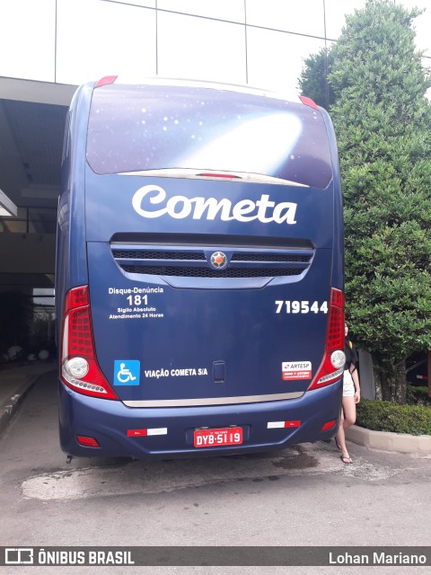 Viação Cometa 719544 na cidade de Mogi das Cruzes, São Paulo, Brasil, por Lohan Mariano. Número da foto: #10712506.