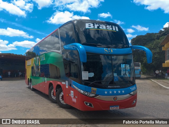 SD Tour 7000 na cidade de Vitória da Conquista, Bahia, Brasil, por Fabrício Portella Matos. Número da foto: #10713489.