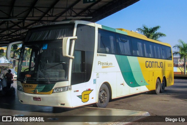 Empresa Gontijo de Transportes 12830 na cidade de Londrina, Paraná, Brasil, por Diego Lip. ID da foto: 10713576.