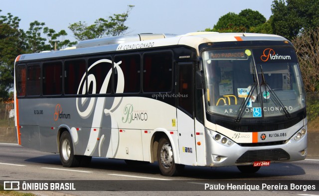 Transportes Blanco RJ 136.085 na cidade de Nova Iguaçu, Rio de Janeiro, Brasil, por Paulo Henrique Pereira Borges. Número da foto: #10717787.