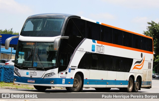 Expresso União 20001 na cidade de São Paulo, São Paulo, Brasil, por Paulo Henrique Pereira Borges. Número da foto: #10717860.