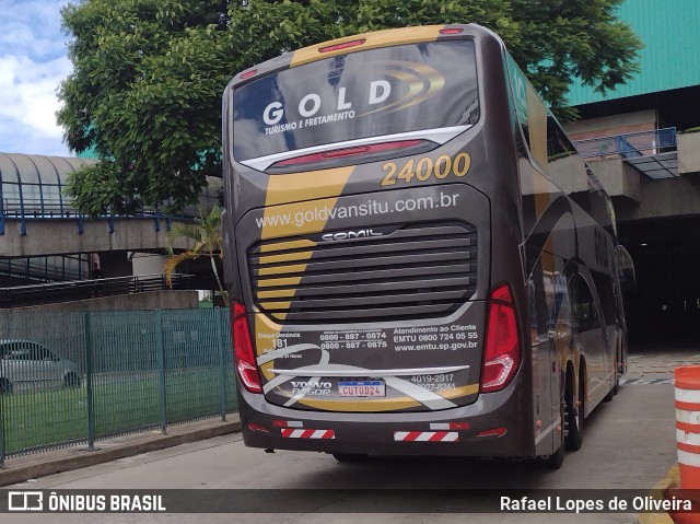 Gold Turismo e Fretamento 24000 na cidade de São Paulo, São Paulo, Brasil, por Rafael Lopes de Oliveira. Número da foto: #10715167.