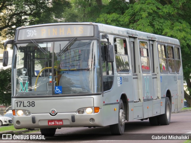 Expresso Azul 17L38 na cidade de Curitiba, Paraná, Brasil, por Gabriel Michalski. ID da foto: 10716737.