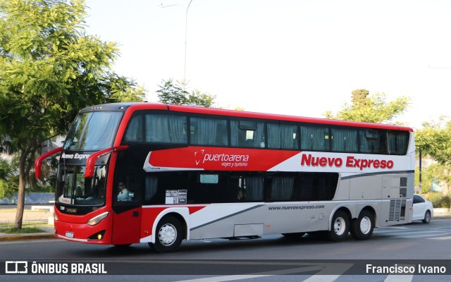 Nuevo Expreso 7300 na cidade de Ciudad Autónoma de Buenos Aires, Argentina, por Francisco Ivano. Número da foto: #10718231.