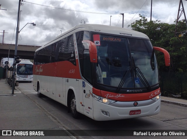 Viação Vale do Tietê 858 na cidade de São Paulo, São Paulo, Brasil, por Rafael Lopes de Oliveira. Número da foto: #10715384.