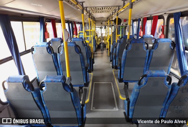 Viação Santa Edwiges 69969 na cidade de Betim, Minas Gerais, Brasil, por Vicente de Paulo Alves. Número da foto: #10625221.