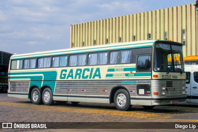 Viação Garcia 5392 na cidade de Londrina, Paraná, Brasil, por Diego Lip. ID da foto: 10719918.