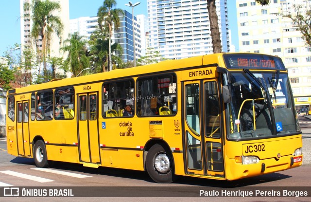 Expresso Azul JC302 na cidade de Curitiba, Paraná, Brasil, por Paulo Henrique Pereira Borges. Número da foto: #10725617.