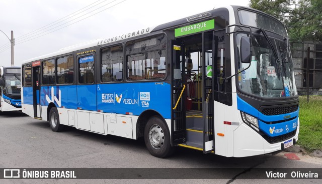 Viação Verdun B71132 na cidade de Rio de Janeiro, Rio de Janeiro, Brasil, por Victor  Oliveira. ID da foto: 10723481.