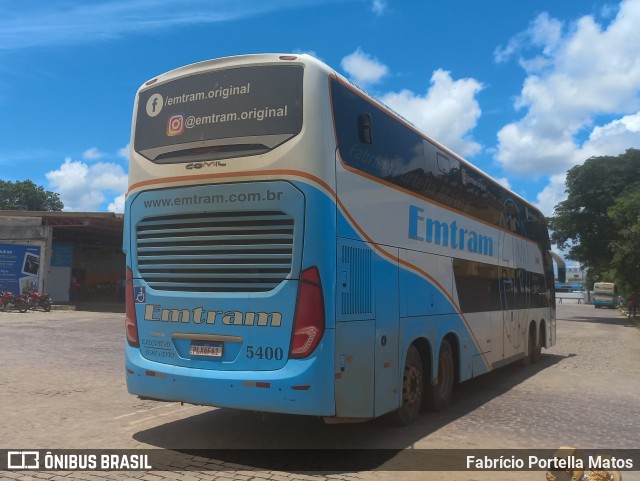 Emtram 5400 na cidade de Vitória da Conquista, Bahia, Brasil, por Fabrício Portella Matos. Número da foto: #10725427.
