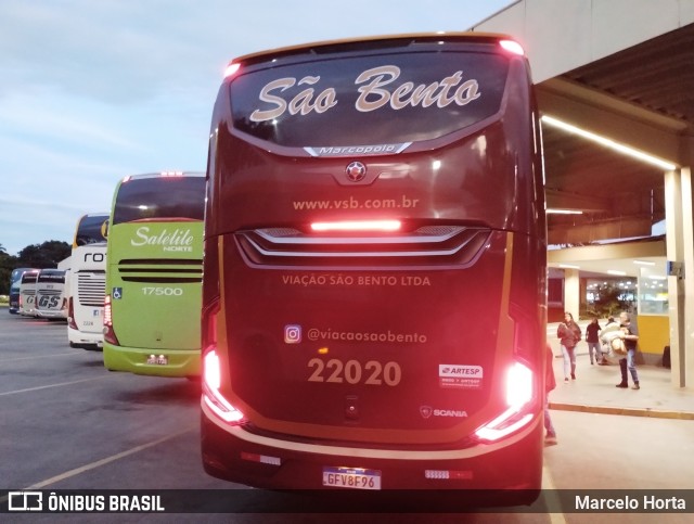 Viação São Bento Ribeirão Preto 22020 na cidade de Ribeirão Preto, São Paulo, Brasil, por Marcelo Horta. Número da foto: #10723706.