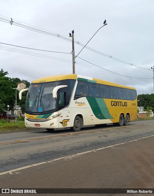 Empresa Gontijo de Transportes 21595 na cidade de Governador Valadares, Minas Gerais, Brasil, por Wilton Roberto. Número da foto: #10629676.
