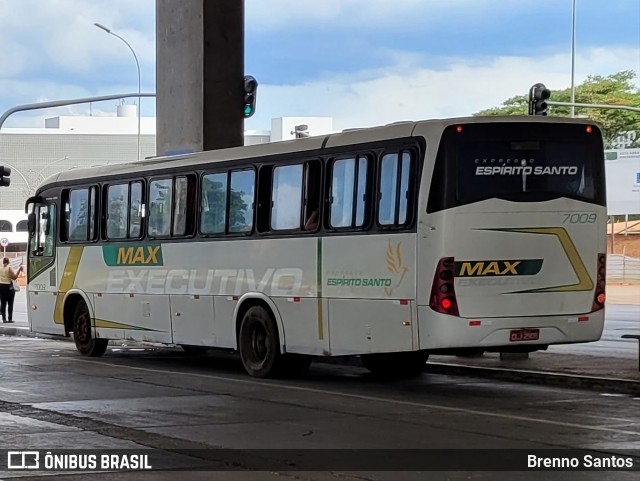 Expresso Espírito Santo 7009 na cidade de Brasília, Distrito Federal, Brasil, por Brenno Santos. Número da foto: #10632694.