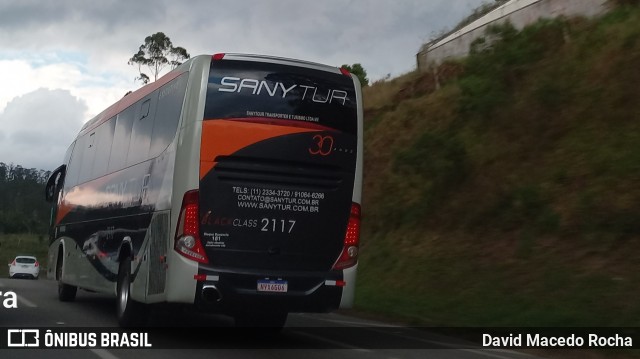 Sany Tour 2117 na cidade de Cotia, São Paulo, Brasil, por David Macedo Rocha. Número da foto: #10629249.