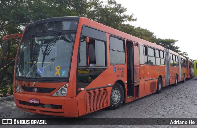 Auto Viação Redentor HD246 na cidade de Curitiba, Paraná, Brasil, por Adriano He. ID da foto: 10632348.